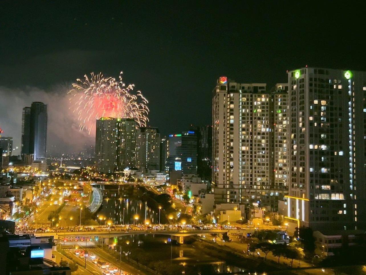 Huazhu Hotel โฮจิมินห์ซิตี้ ภายนอก รูปภาพ
