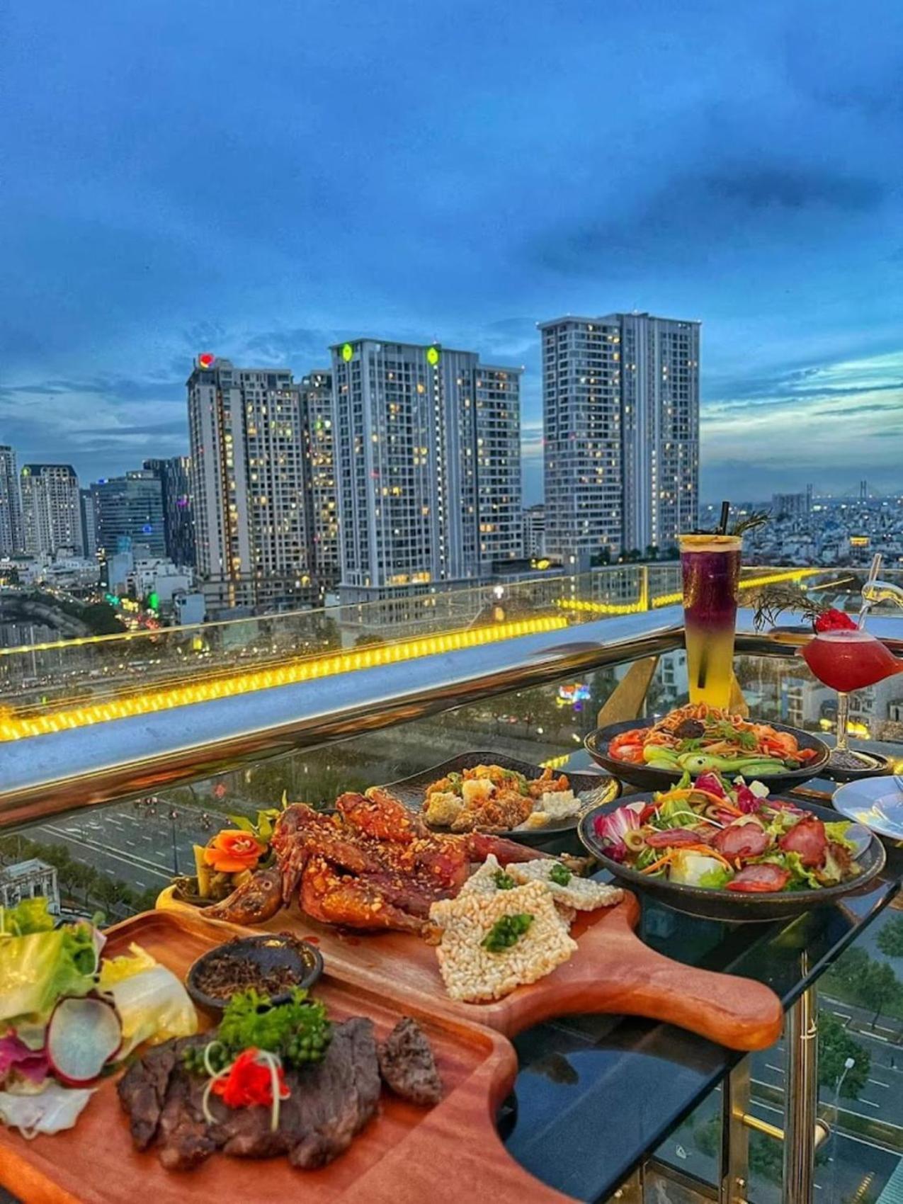 Huazhu Hotel โฮจิมินห์ซิตี้ ภายนอก รูปภาพ