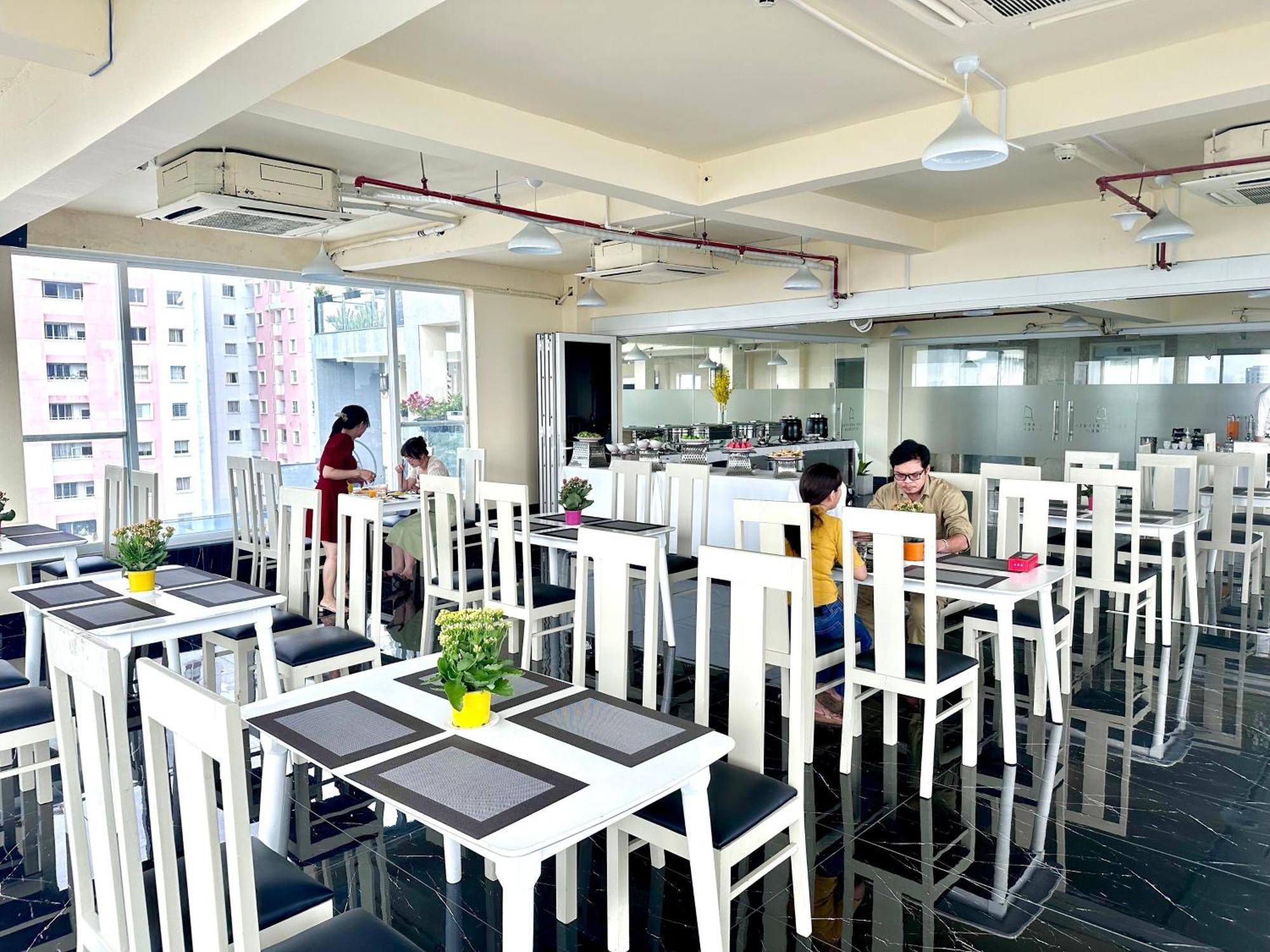 Huazhu Hotel โฮจิมินห์ซิตี้ ภายนอก รูปภาพ